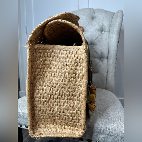 Vintage Straw Travel Bag Woven Tote Rattan Rustic Floral Turnlock Carry All - Picture 3 of 8